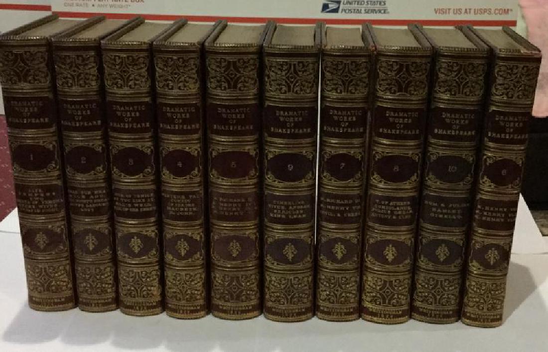 The Dramatic Works William Shakespeare S.S. Singer: The Dramatic Works William Shakespeare. Samuel Seller Singer, Engraving By John Thompson, Chiswic, Charle Whittingham College House.6 1/2 - 4in 1826 Please note that this lot has a confidential reserv