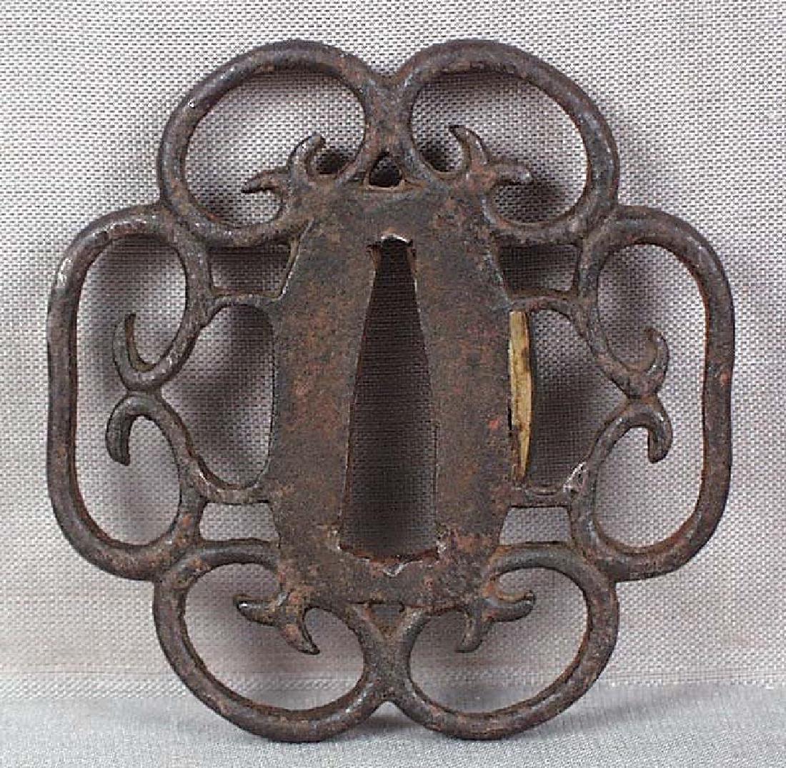 Japanese Sword Tsuba Interlocking Curves, 18th C (1 of 4)