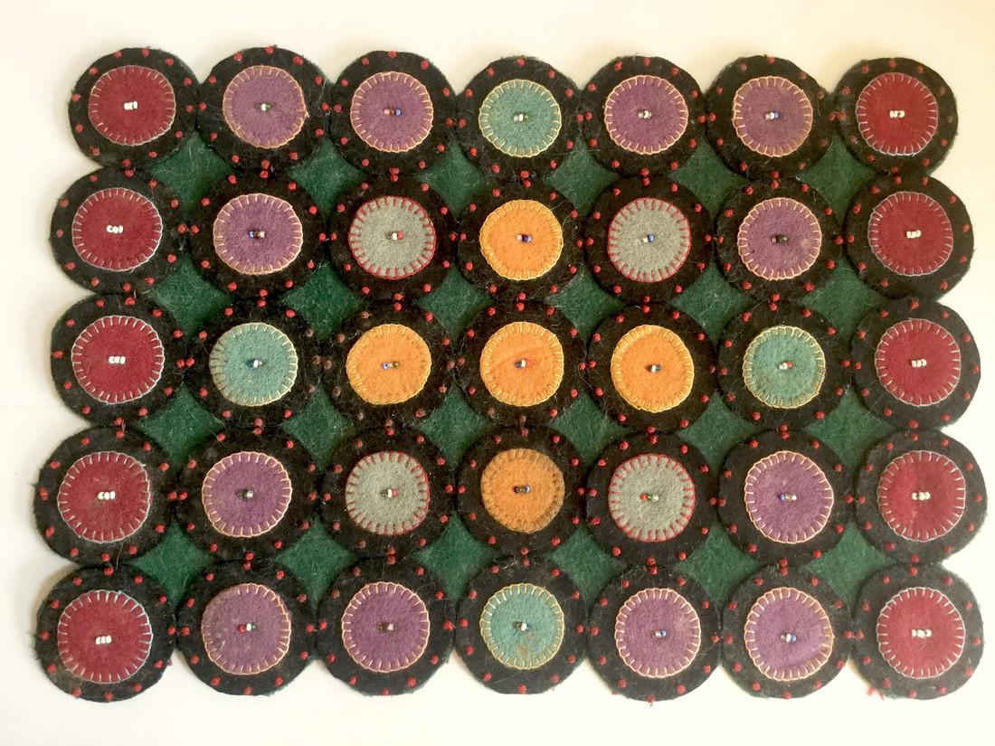 Handmade Felt "Penny" Table Mat (1 of 4)