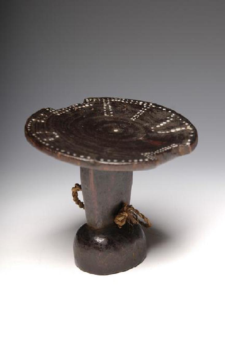 Low Stool Or Neckrest (1 of 4)