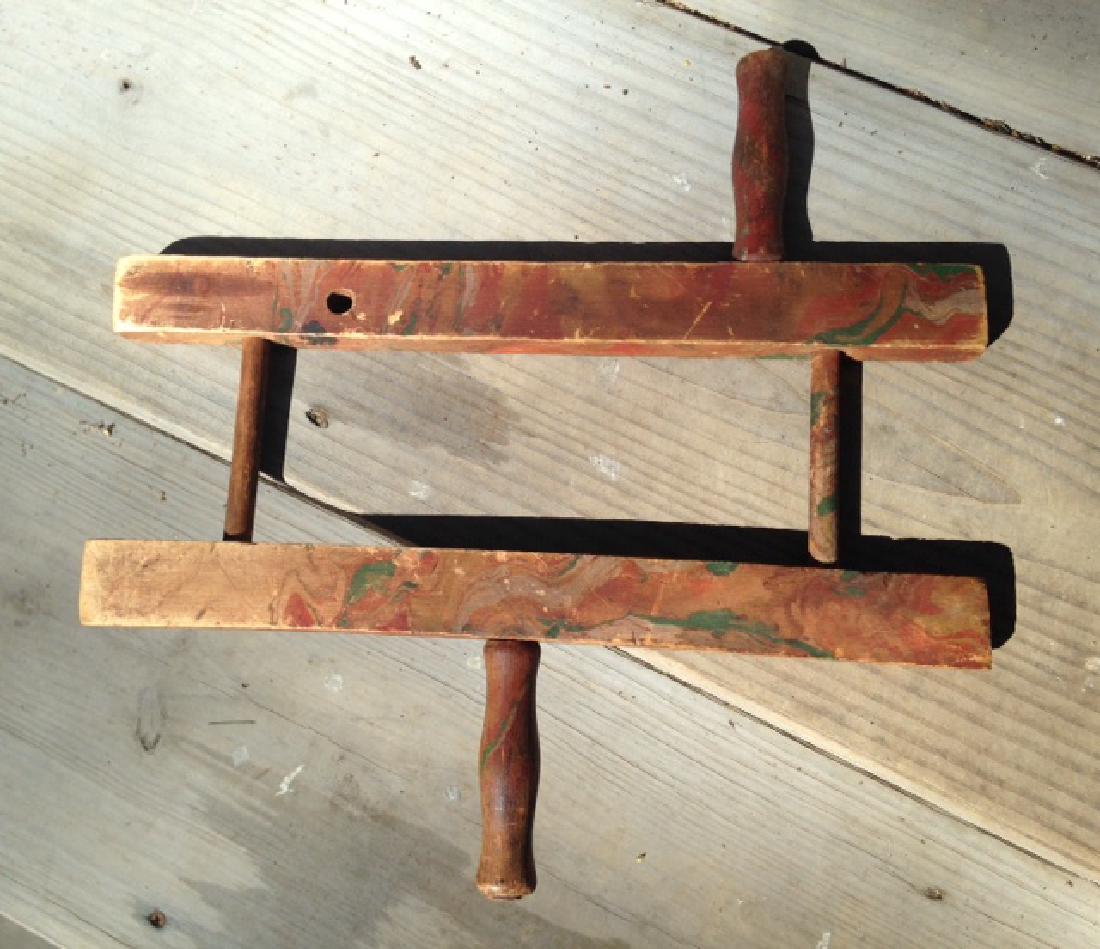 Wooden Winder (1 of 4)