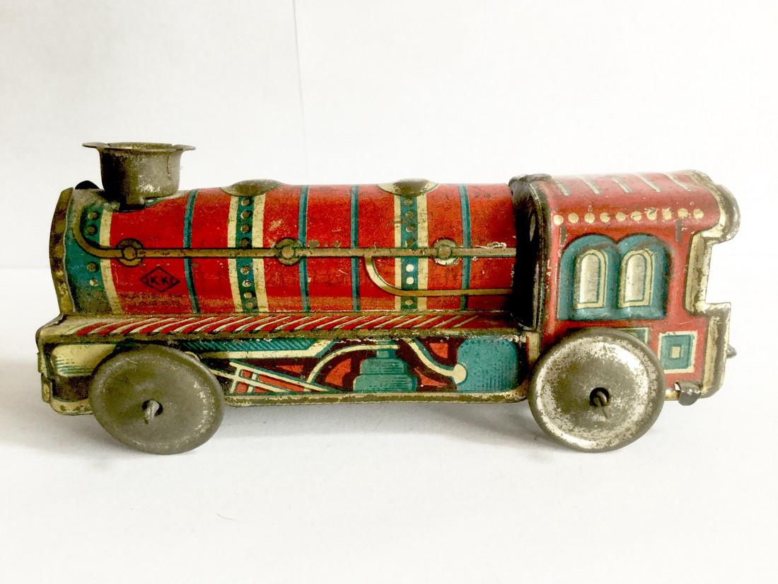 Penny Toy Tin Train Engine (1 of 3)