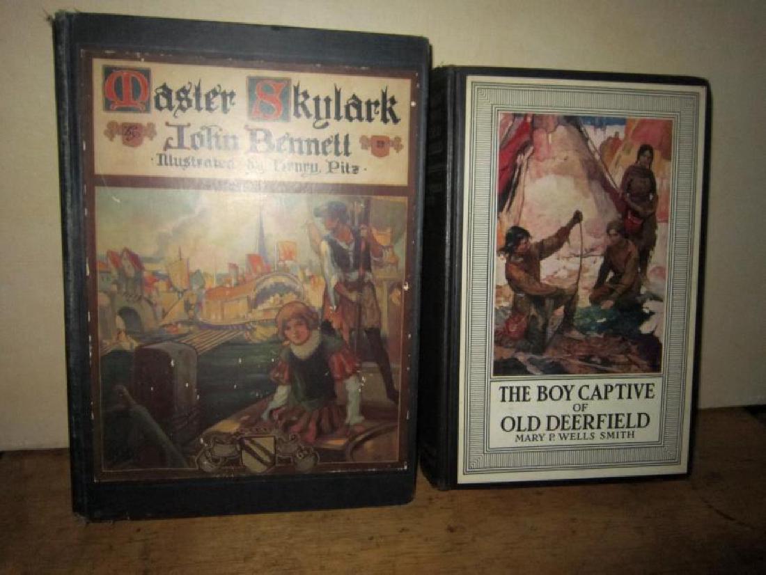 2 Illustrated Classics By M.wells Smith & J.bennett (1 of 5)