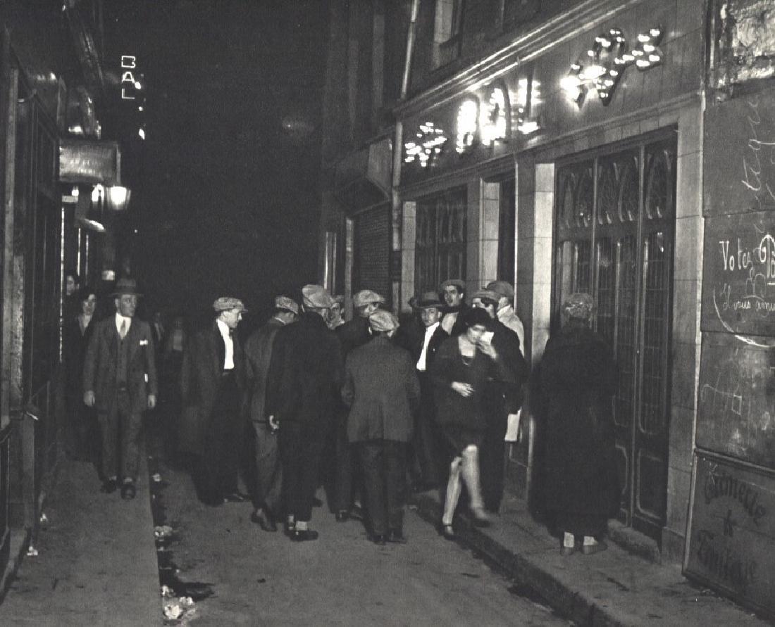 ANDRE KERTESZ - After the Ball, 1926 Paris: Artist: ANDRE KERTESZ Print Title: After the Ball, 1926 Paris Medium: Sheet-Fed Gravure Printed in 1972 by Braun - Mulhaus - France Image size (inches) approx. 9.5 x 7.5" Andre Kertesz, born Kertesz A