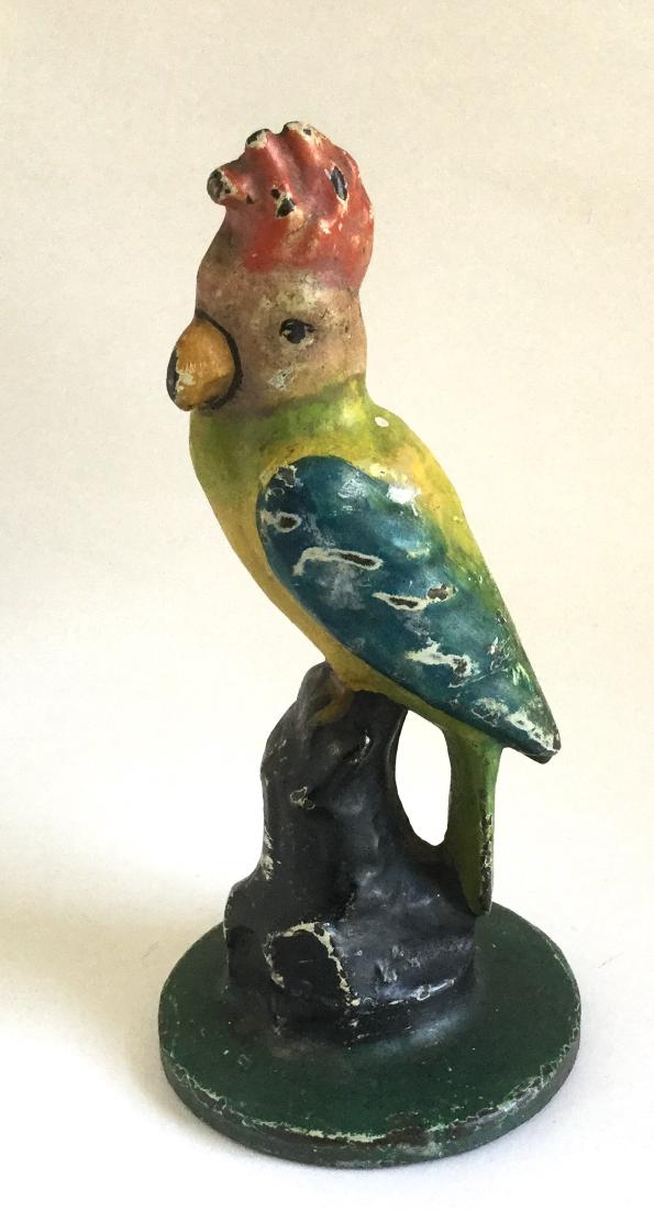 Cockatoo on Stump Cast Iron Doorstop: Albany Foundry 1920's. Original old paint with some loss from age and use. Please note that this lot has a confidential reserve. When you leave a bid in advance of the auction, submit your maximum. Ja