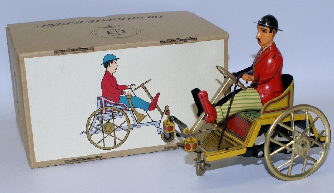 Vintage Reissue Tin Wind-up PAYA Spain CHARLIE CHAPLIN (1 of 1)
