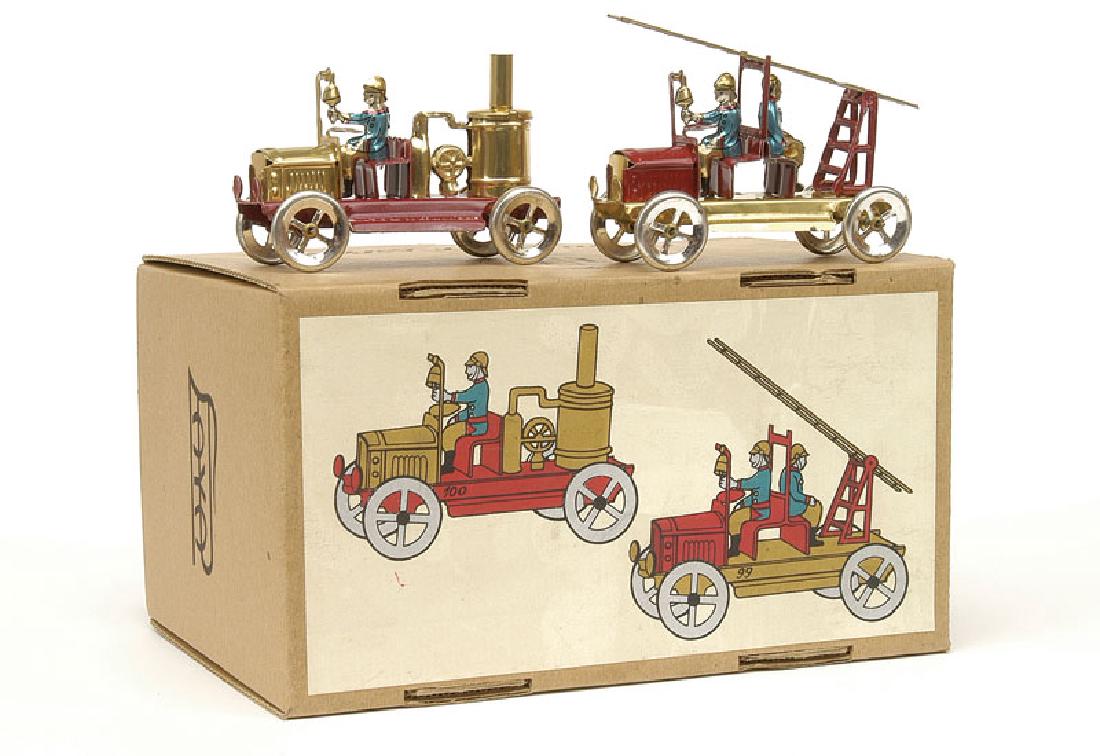 Vintage Tin Litho PAYA Spain Pair of Fire Engine Trucks (1 of 1)