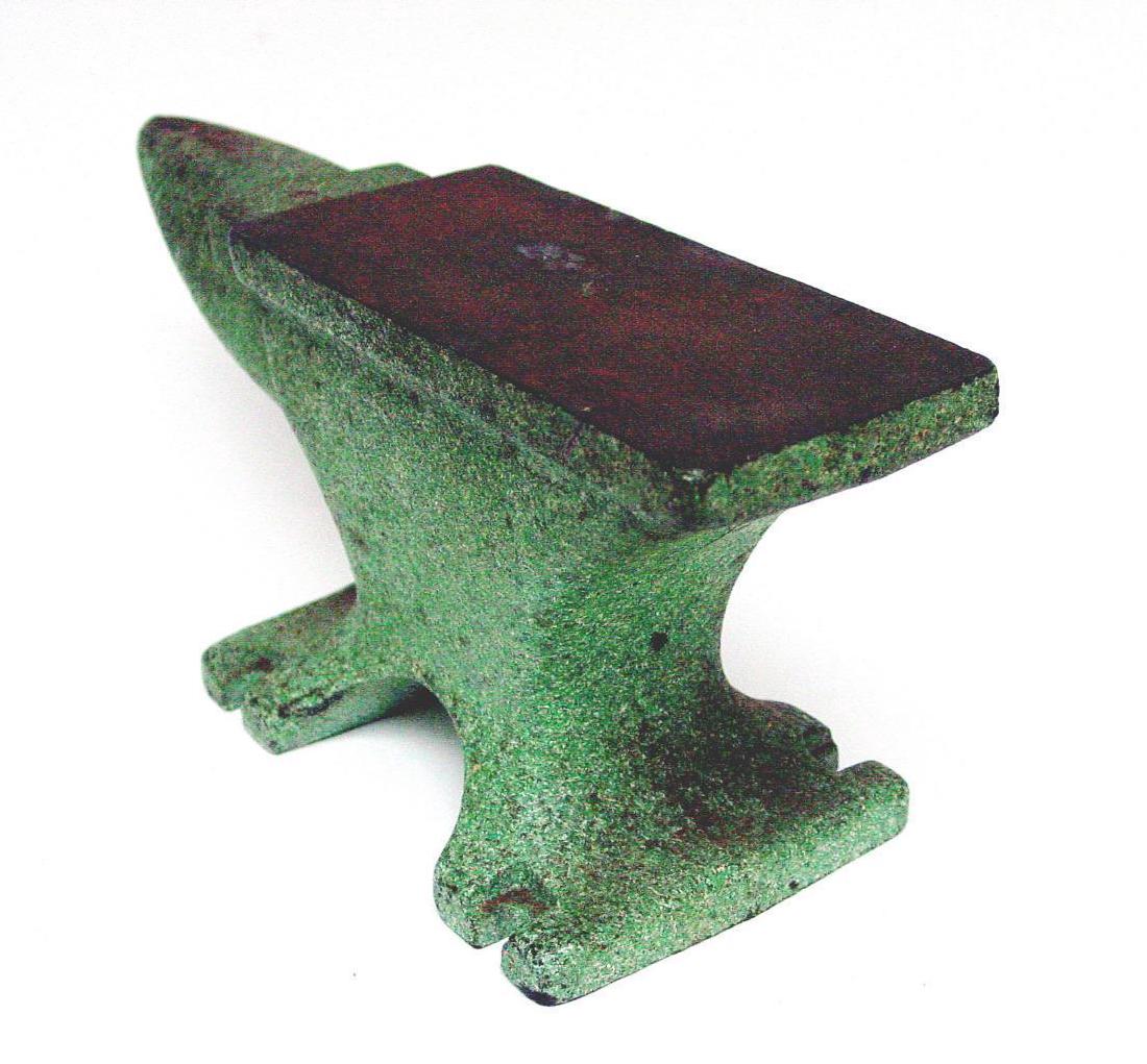 Small Sized 7lb 5.7oz Vintage Jeweler's Anvil (1 of 4)