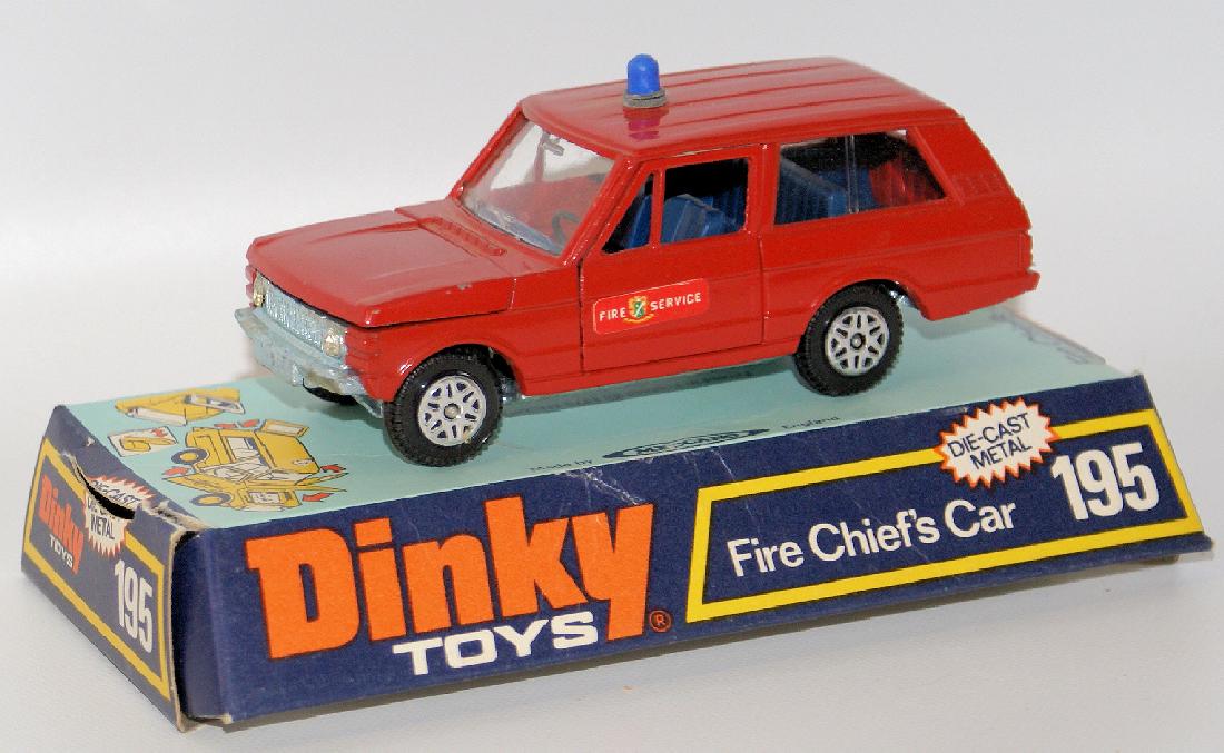 Vintage 1970's DINKY #195 FIRE CHIEF'S Range Rover Car (1 of 3)