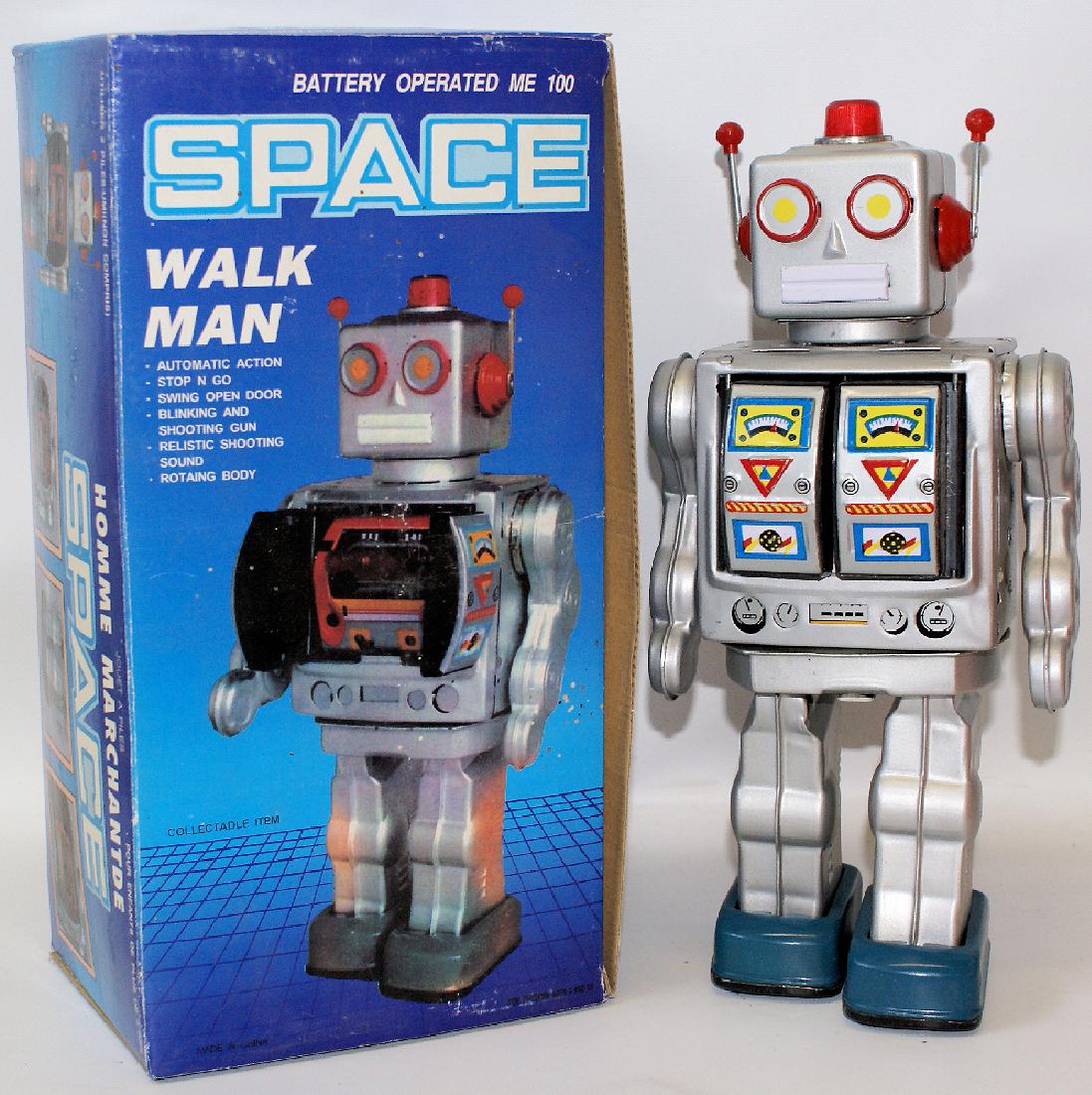 Vintage 1990's Tin Battery Operated Silver SPACE MAN (1 of 1)