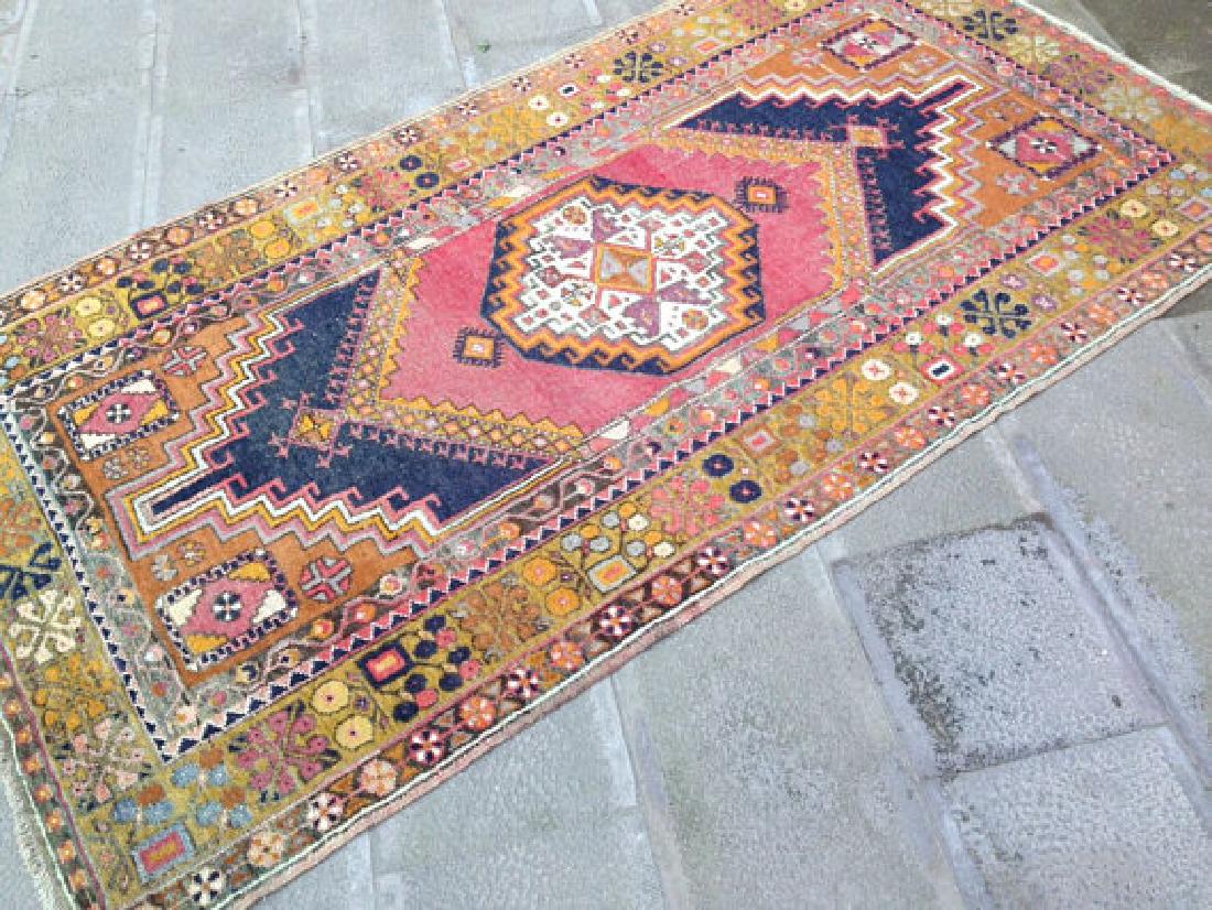 VINTAGE TURKISH ORIENTAL HAND-KNOTTED RUG (1 of 5)