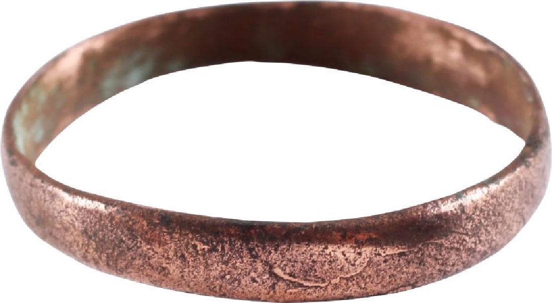 ANCIENT VIKING WOMAN’S WEDDING RING 850-1050 AD (1 of 2)