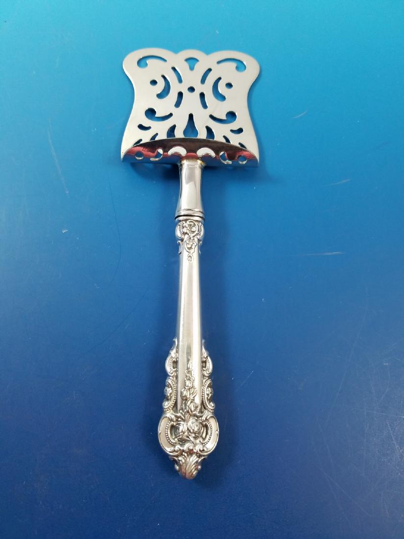 Grande Baroque Sterling Silver Petit Feur Server (1 of 3)