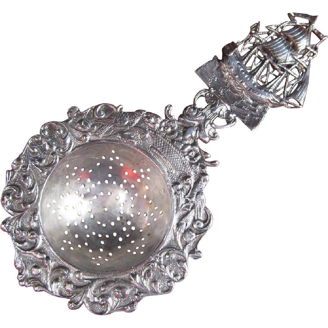 Antique German Hanau 800 Silver Ship Tea Strainer (1 of 4)