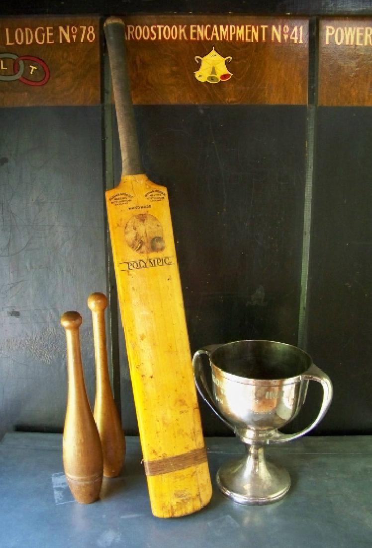 Vintage Gunn & Moore Cricket Bat England