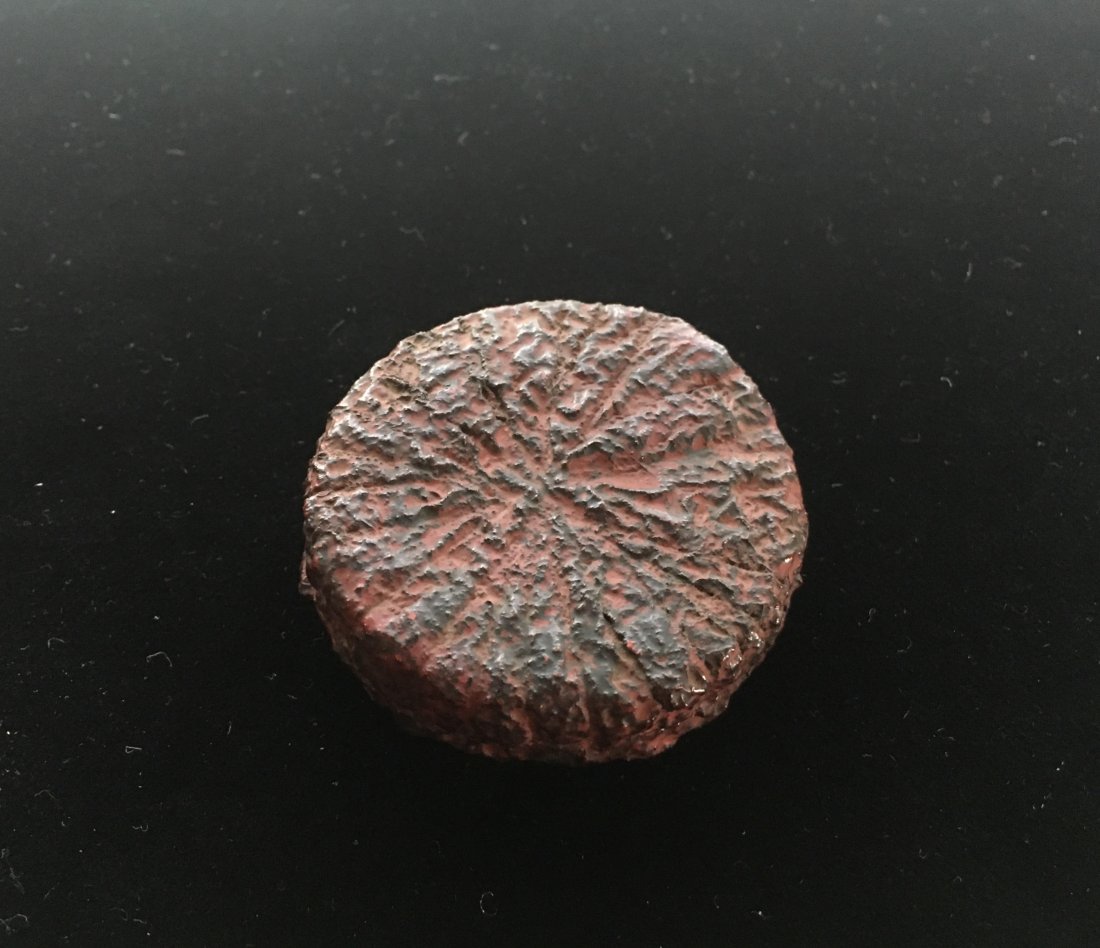 Antique Japanese Edo Lacquer Incense Container, 18th C (1 of 6)