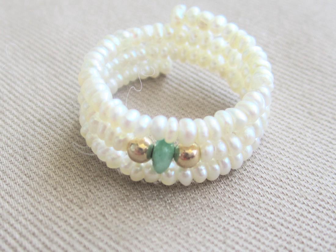 Retro 14K Gold Emerald Pearl Ring (1 of 5)