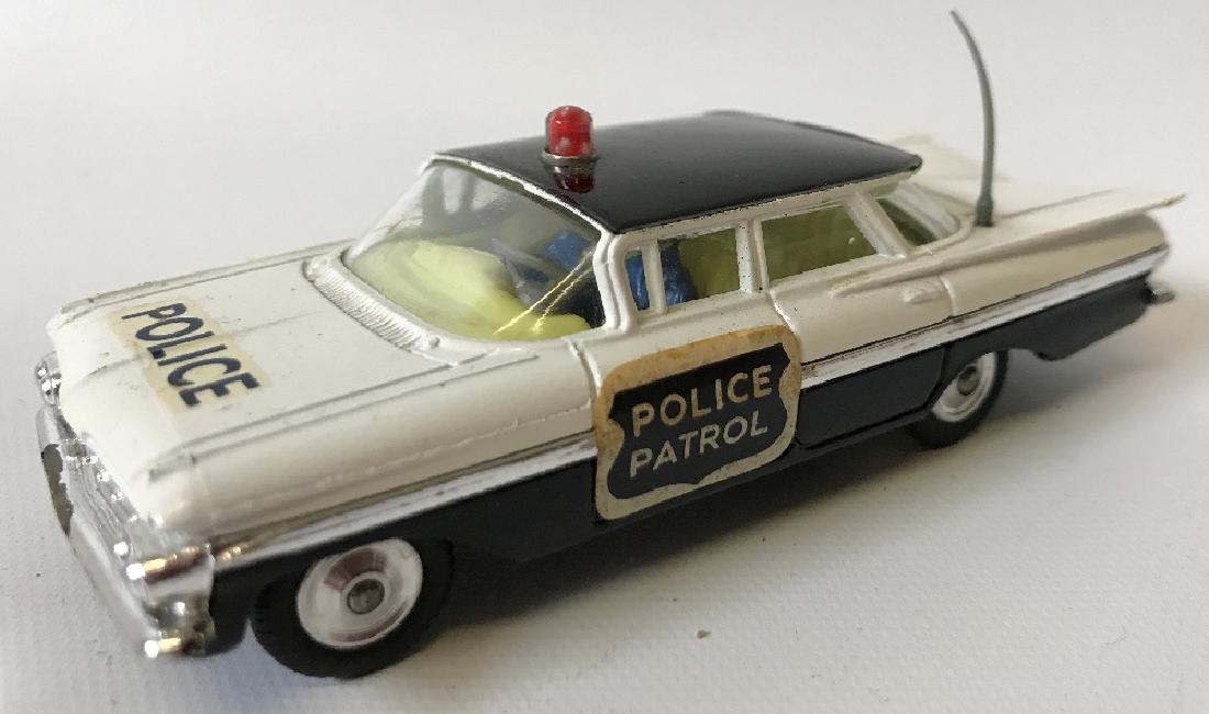 Vintage CORGI #481 POLICE PATROL CHEVROLET CHEVY IMPALA (1 of 4)