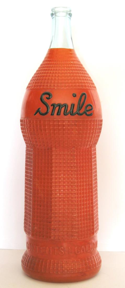 Vintage Rare Smile Advertising Bottle 1922 (1 of 3)