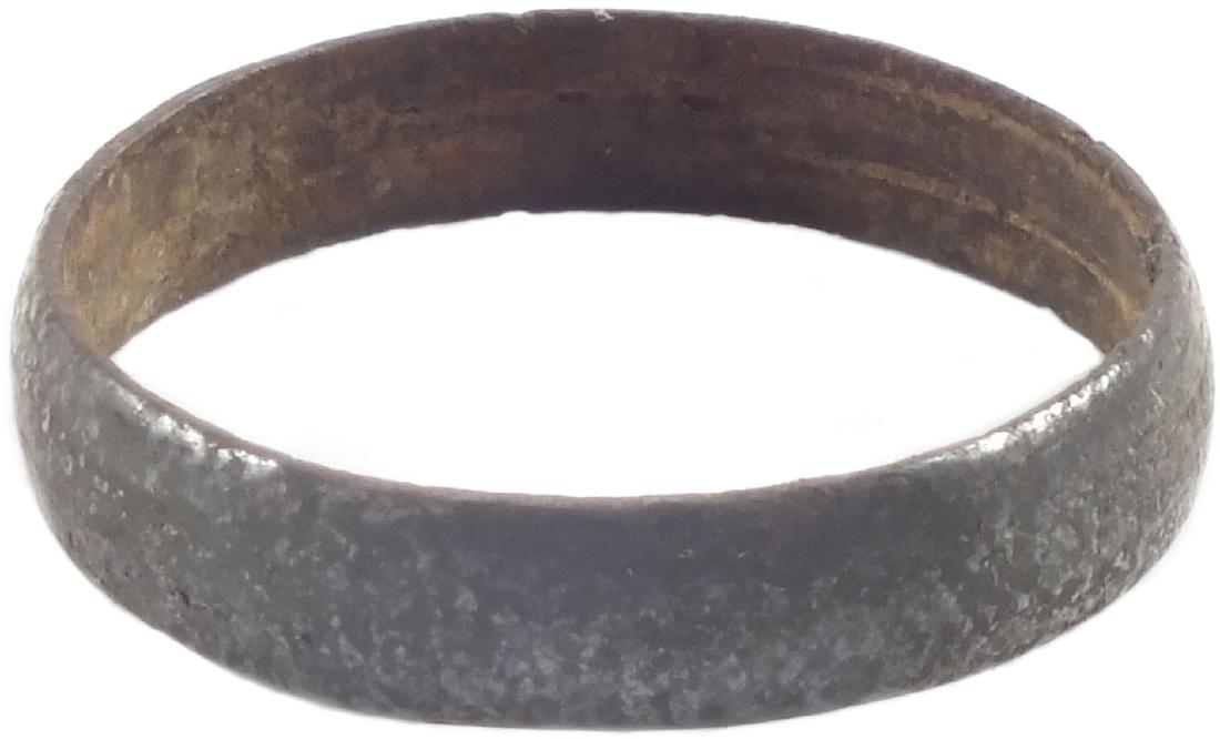 ANCIENT VIKING WOMAN’S WEDDING RING 10th CENTURY (1 of 2)