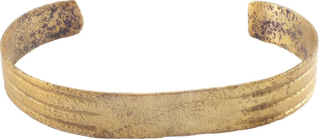 FABULOUS ANCIENT VIKING WOMAN'S BRACELET 10th CENT. AD (1 of 3)