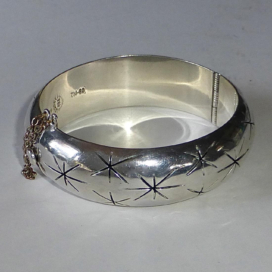 Vintage Mexican Sterling Silver Hinged Bracelet (1 of 9)