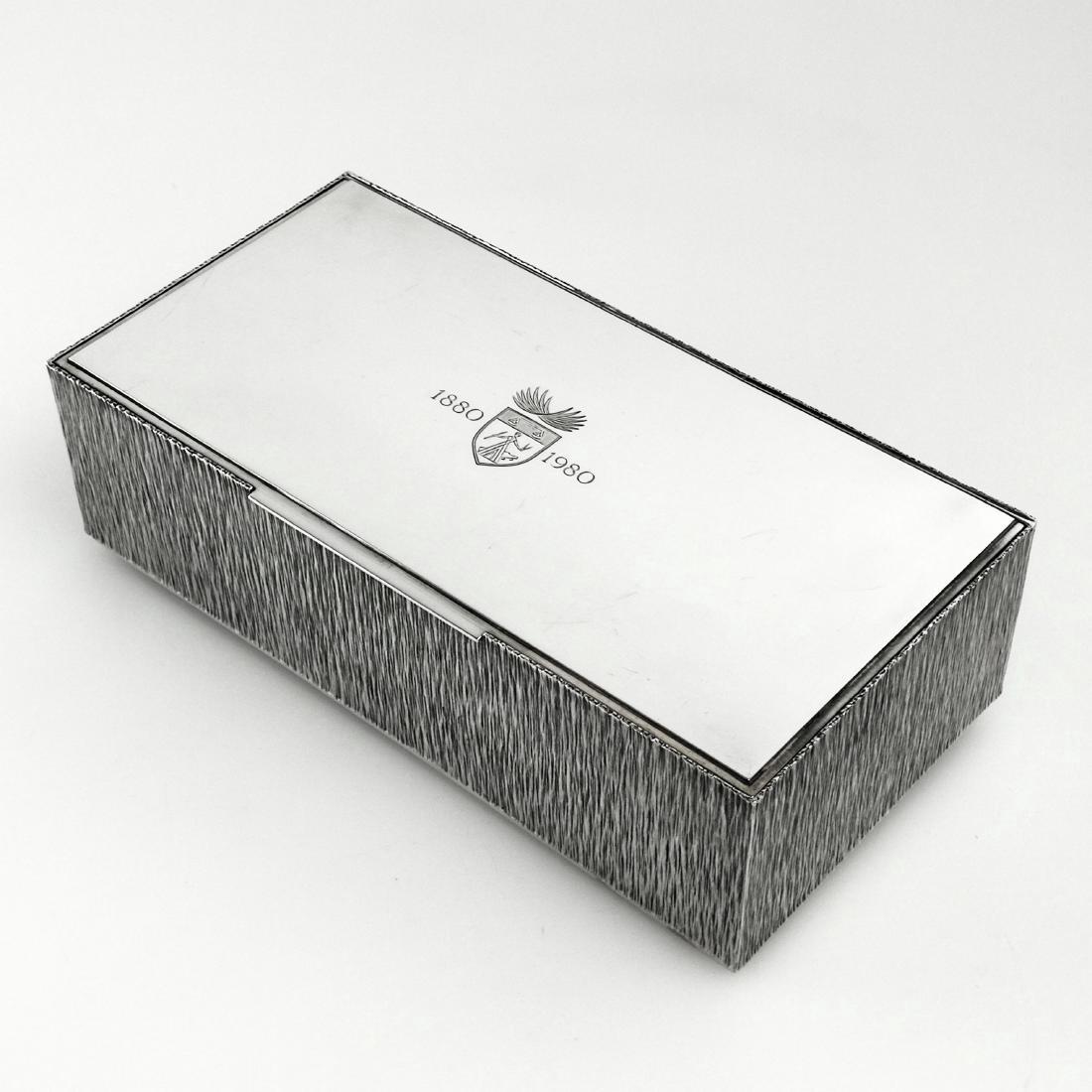 Gerald Benney Sterling Silver Cigar / Box, 1981: Item: Gerald Benney Sterling Silver Cigar Box / Cigarette Box Made in London Date - 1981 Maker - GERALD BENNEY, LONDON Approx. Weight - 1300g / 41.8oz Approx. Length - 23cm Approx. Width - 11.3cm Appr