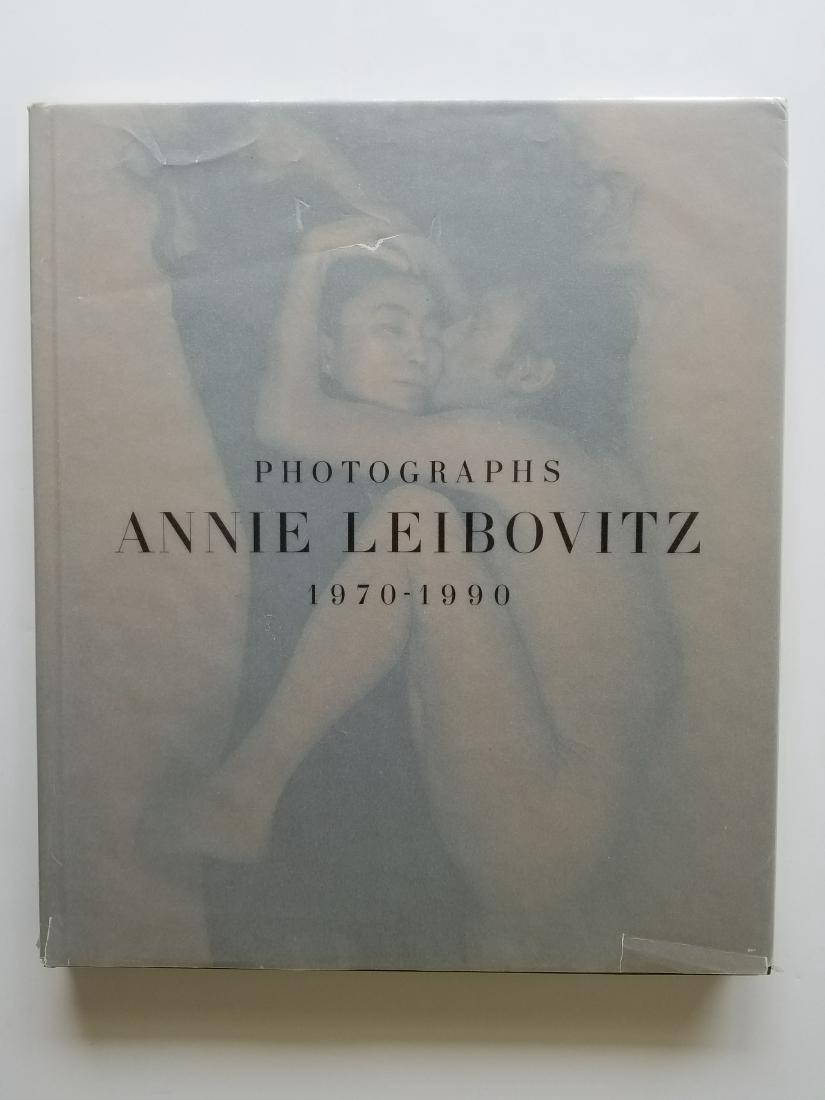 Photographs 1970-1990 SIGNED! Annie Leibovitz. (1 of 2)