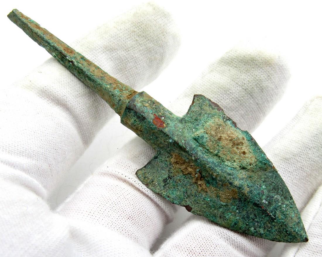 Large Bronze Age Arrow Head (1 of 3)