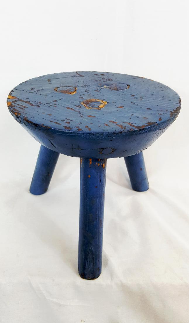 Blue Painted Pa Milking Stool Circa 1900 (1 of 4)