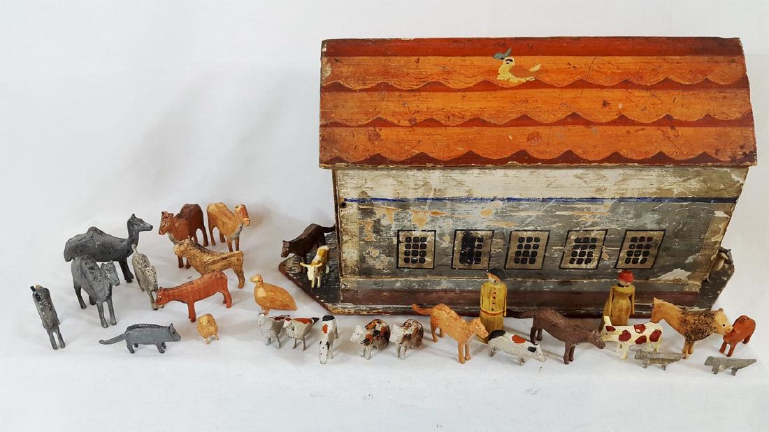 German Noah's Ark Toy With 36 Animals Circa 1880 (1 of 5)