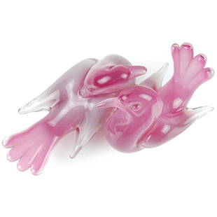 Seguso Pink Opalescent Italian Art Glass Birds: Beautiful Murano hand blown opalescent pink glass Italian art glass courting birds figurine. Documented to designer Archimede Seguso. The 2 birds, male and female, are attached at the sides. Measures