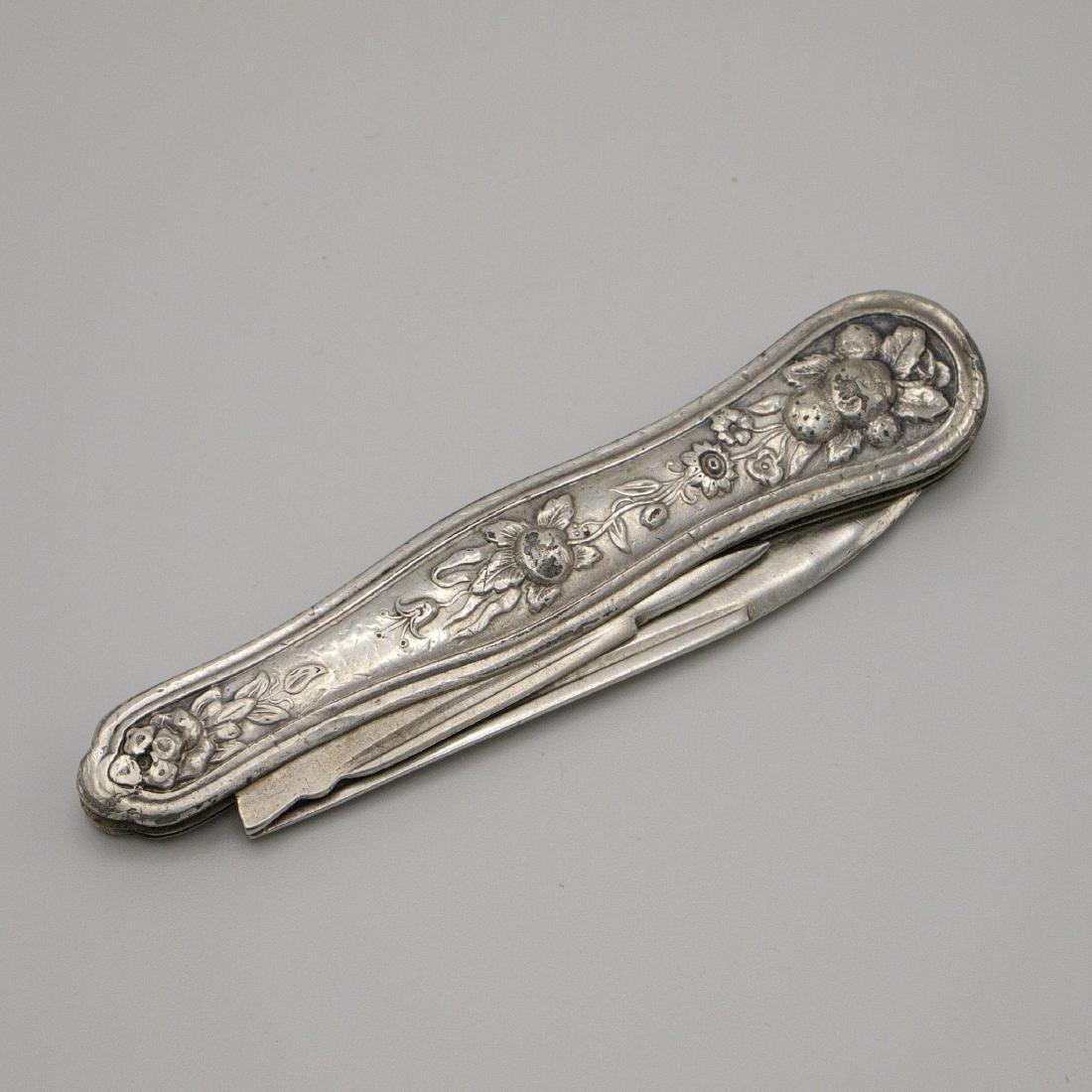 Antique Coin Silver Folding Fruit Knife, 1850s (1 of 8)