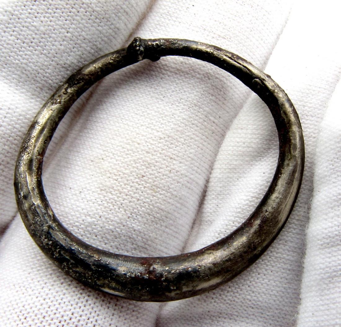 Viking Silver Hair / Beard Ring with Pointed Terminals (1 of 3)