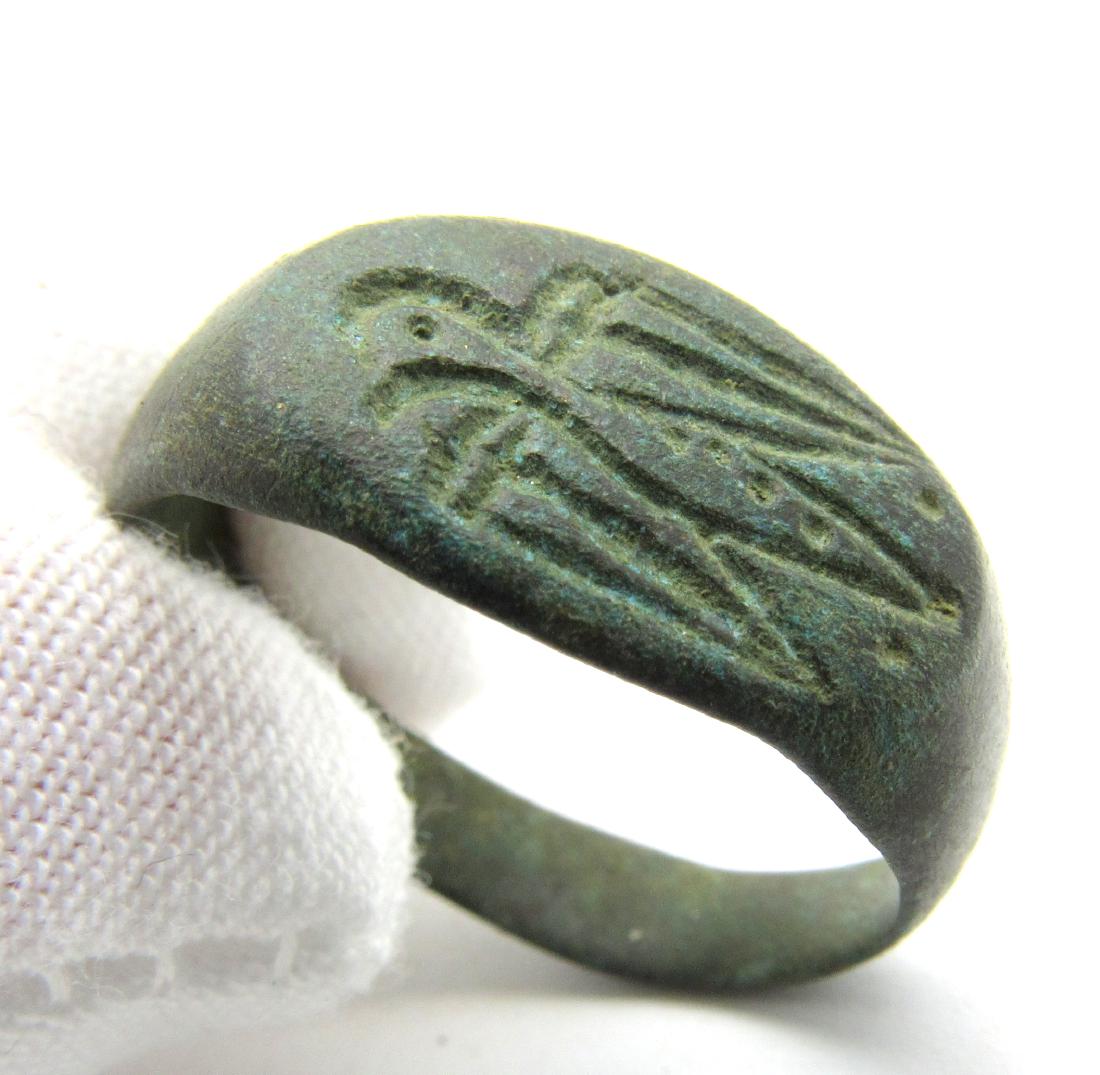 ROMAN RING WITH LEGIONARY EAGLE (1 of 4)
