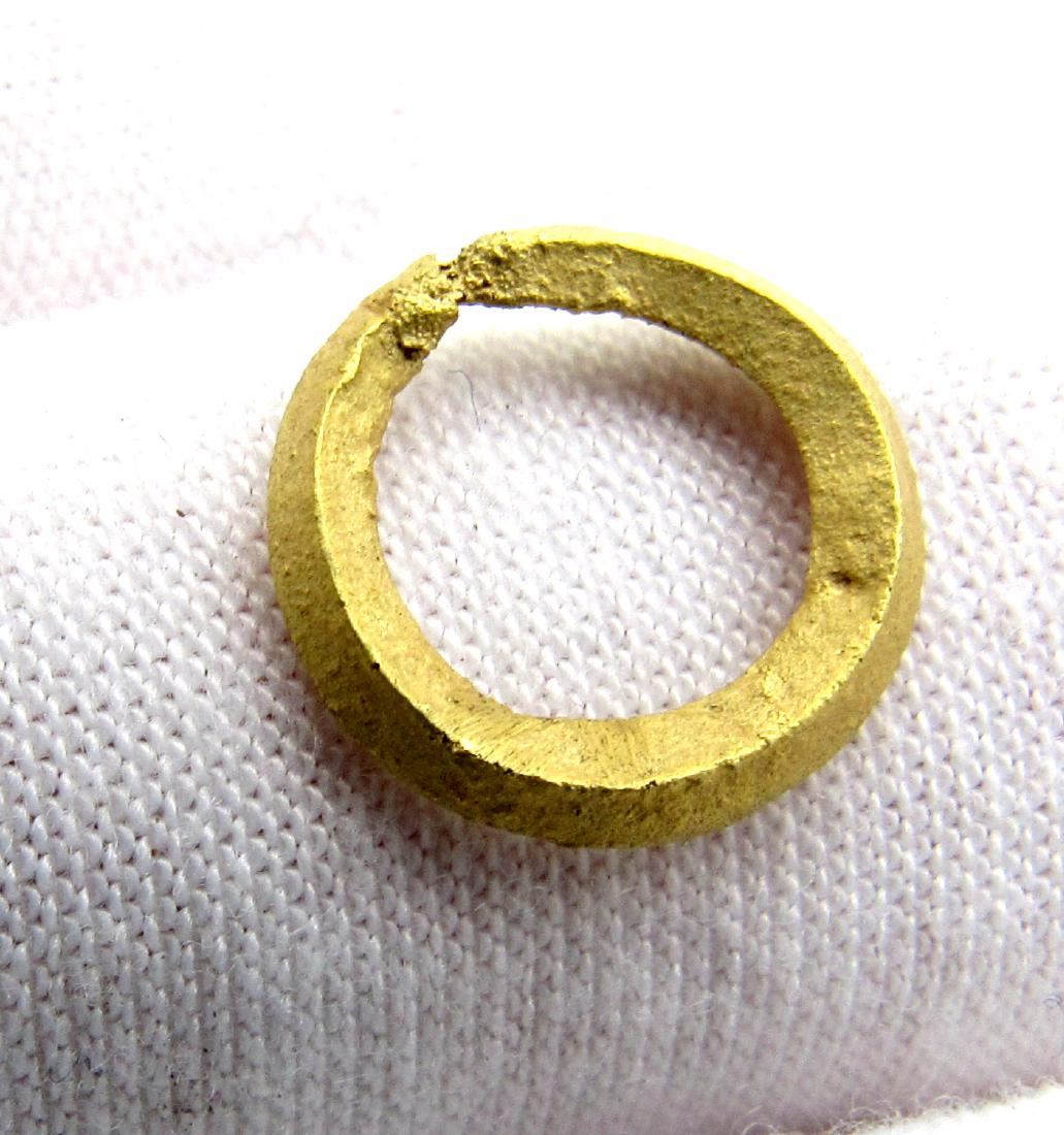 Gold Celtic Hair Ring (1 of 2)