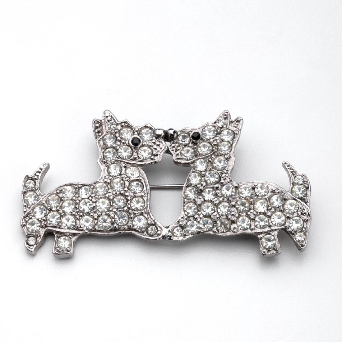 BUTLER & WILSON RHINESTONE KISSING SCOTTIE COUPLE (1 of 4)