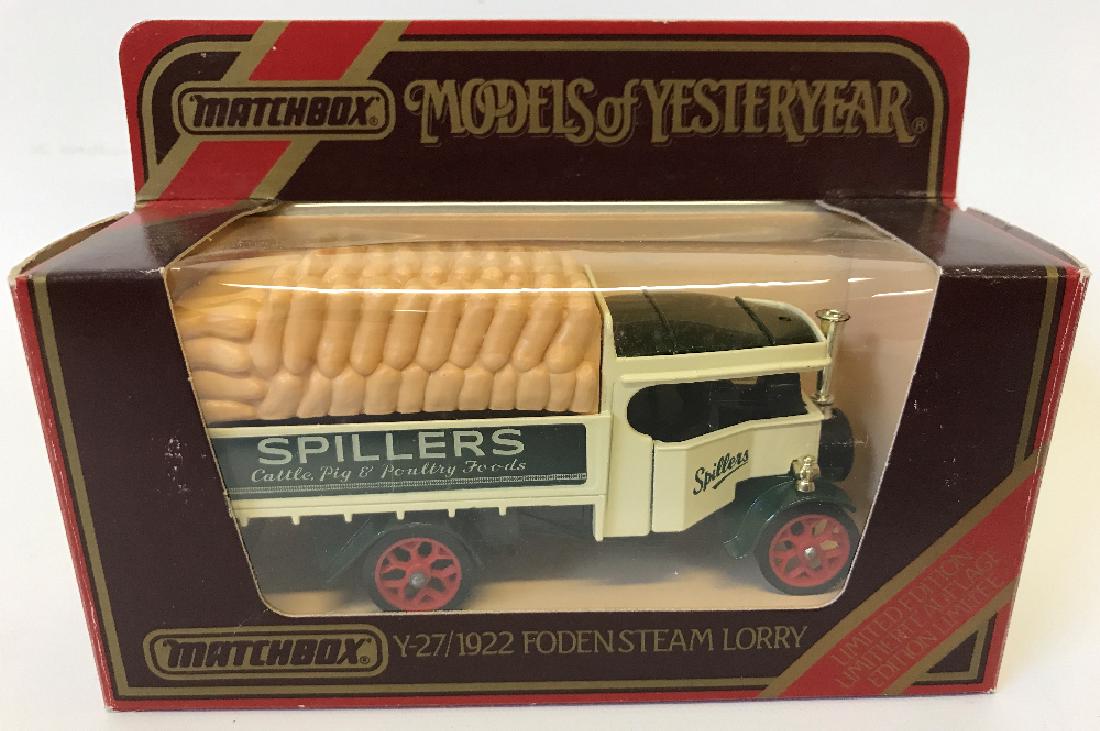 MATCHBOX LESNEY Models of Yesteryear 1922 Foden Steam: Vintage MATCHBOX LESNEY Models of Yesteryear 1922 Foden Steam Lorry, Spillers - Y27 (Y27-1-6), pale cream body, green truck body side panels, without cast tow hook rivet, like new condition in origina