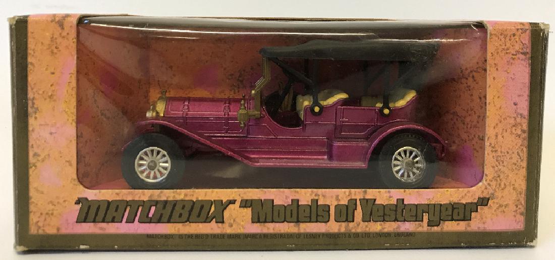 Vintage MATCHBOX LESNEY Model of Yesteryear 1909 Thomas: Vintage MATCHBOX LESNEY Models of Yesteryear 1909 Thomas Flyabout - Y12 (Y12-2-13), purple-red body and chassis, cream seats, 12 spoke chrome wheels, like new condition in original type H box, box has