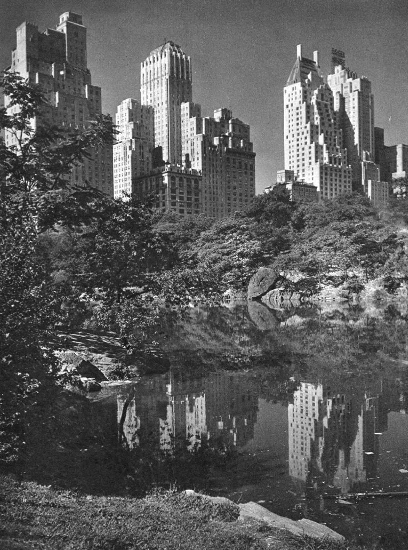 DR. D J RUZICKA - The Magic City: Artist: DR. D J RUZICKA Print Title: The Magic City Printing Date: 1935 Medium: Sheet-fed Gravure Printer: Beck, USA Image size (inches) approx. 8 x 10" Dr D J Ruzicka (1870-1960) - One of the world��