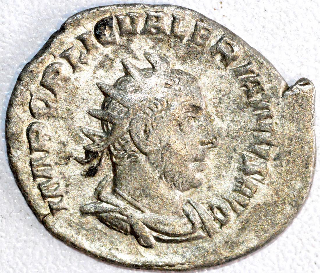 Roman Antoninianus of Emperor Valerian - Salus (1 of 2)