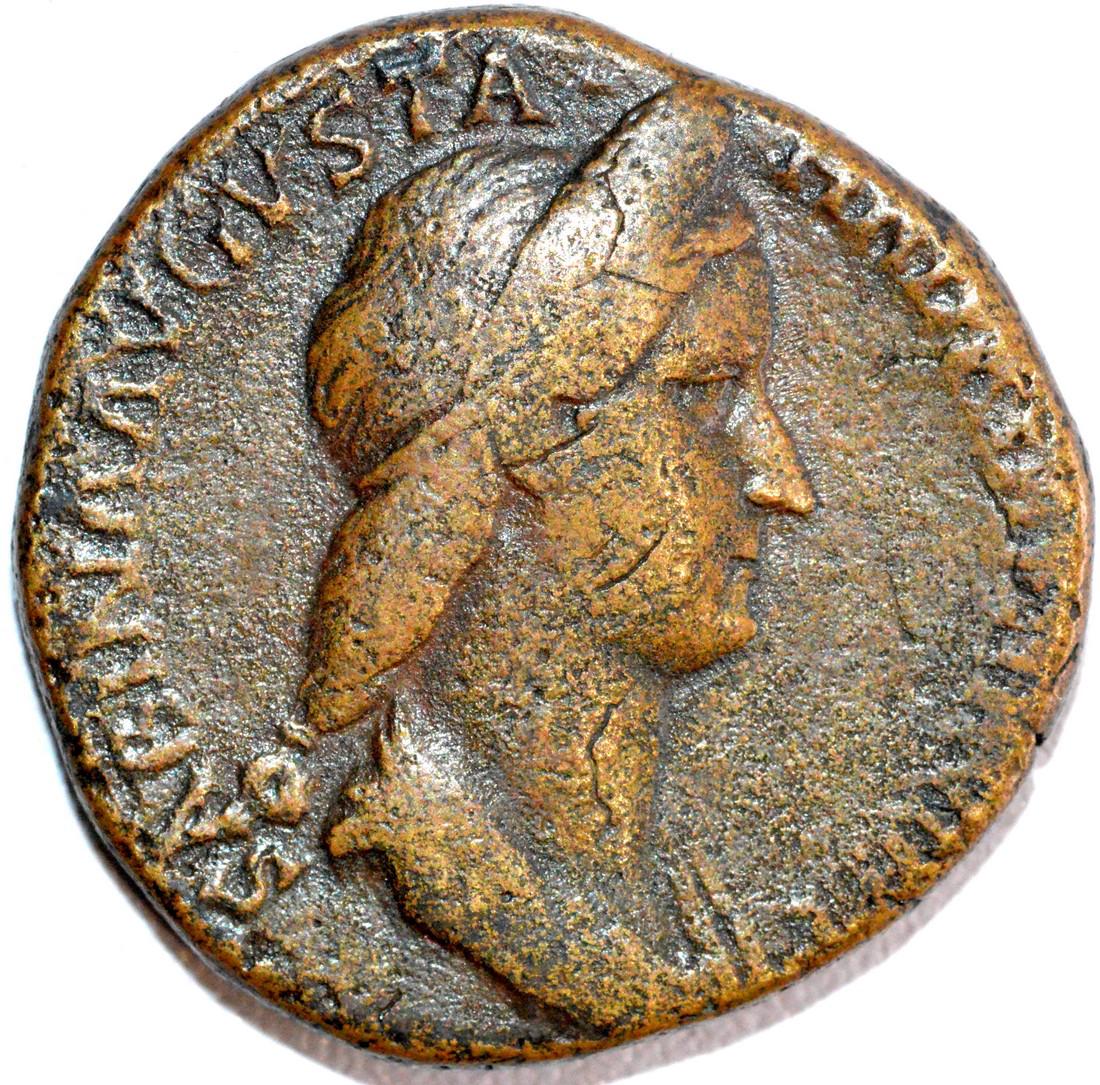 Rare Sestertius of Sabina - rv. Juno (1 of 2)