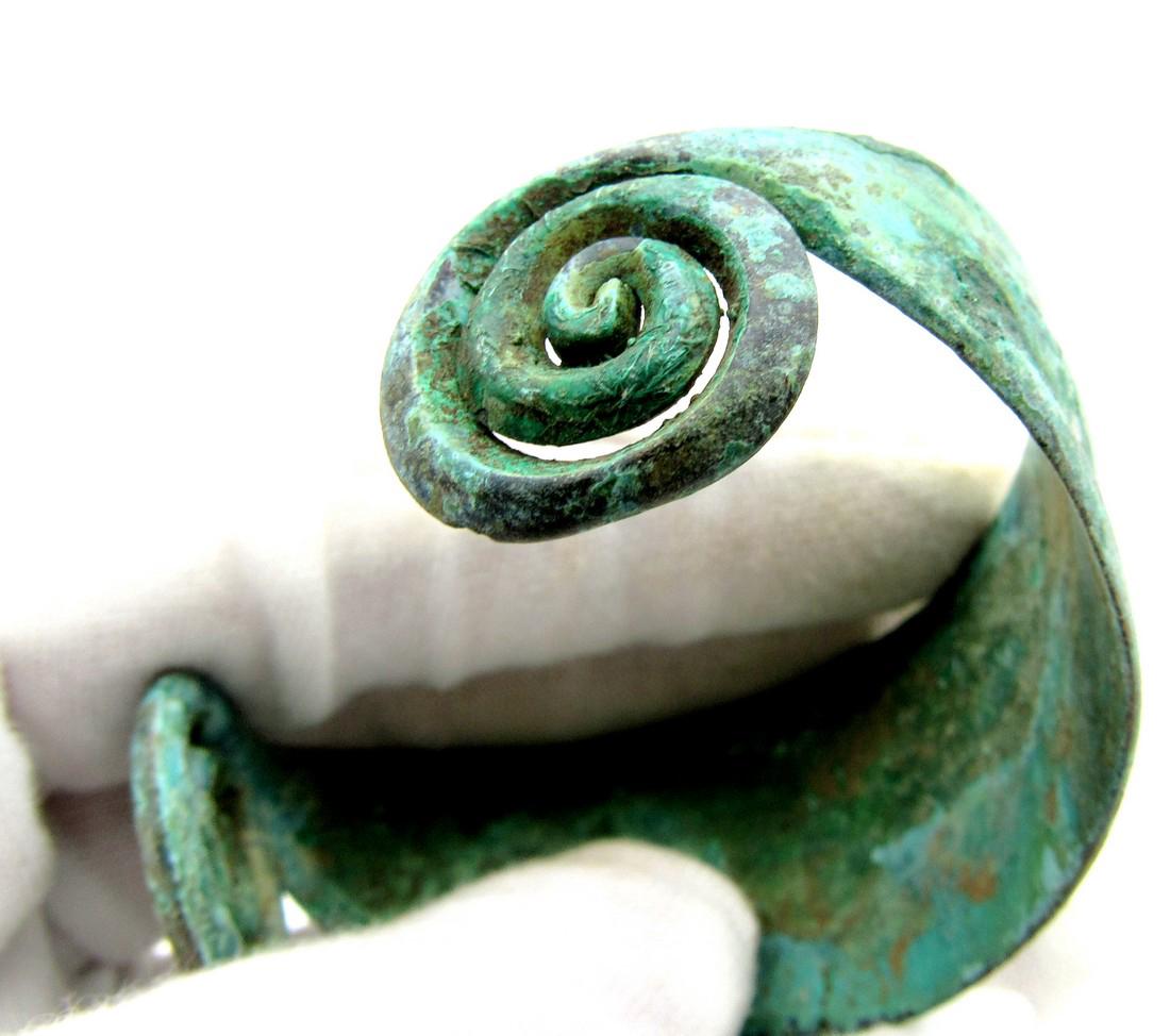 Viking Bracelet with Coiled Terminals (1 of 4)