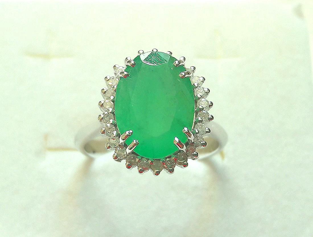 18K White Gold Emerald Diamond Ring, 2.82ct (1 of 8)