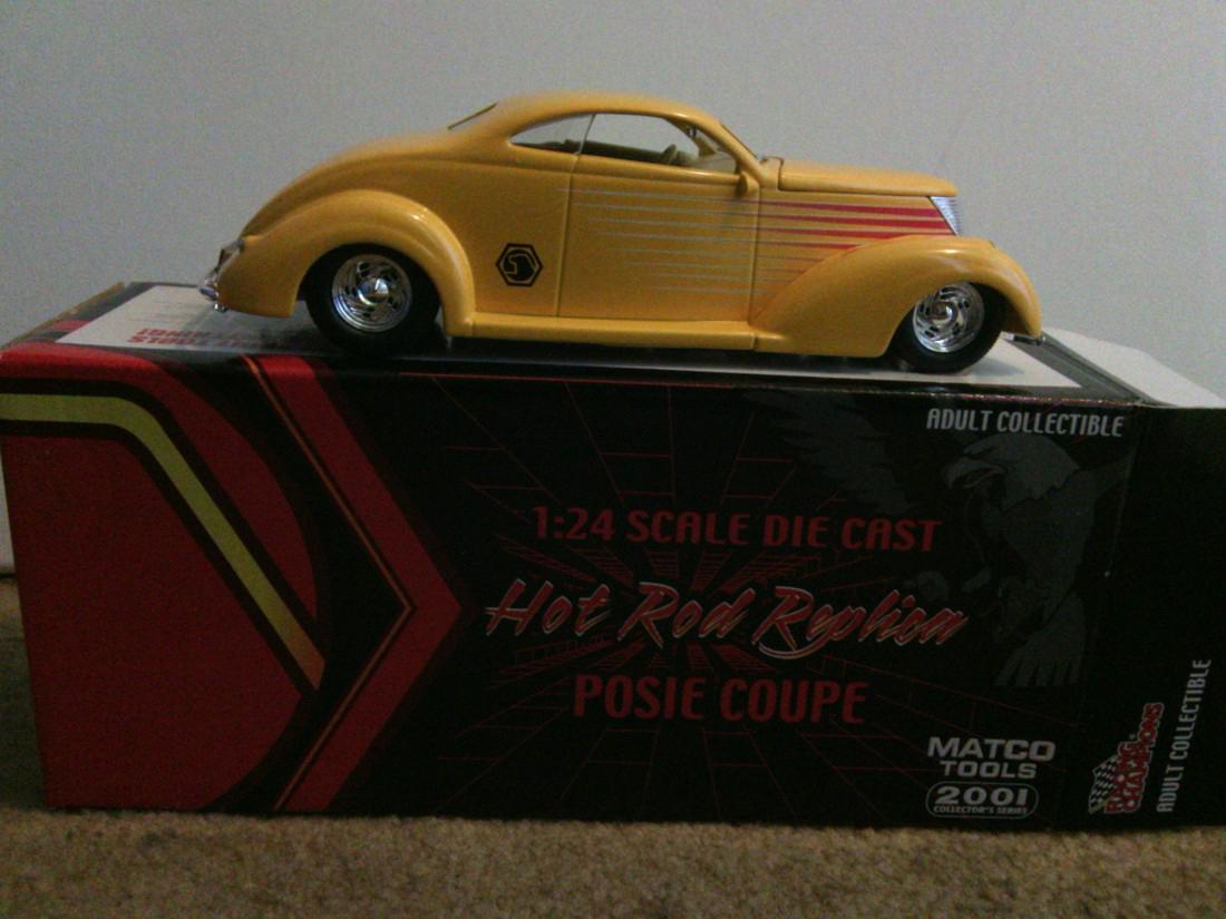 Posie Coupe Model Car (1 of 1)