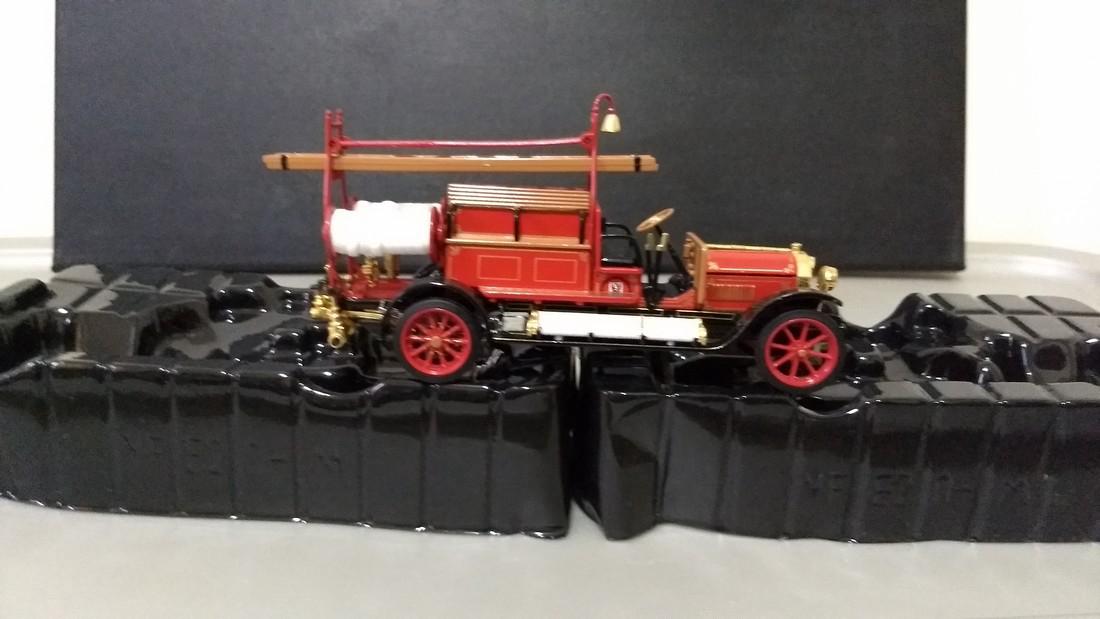 1912 Benz Motorprize Firetruck Model Car (1 of 1)