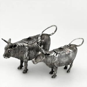 Sauceboats & Gravy Boats