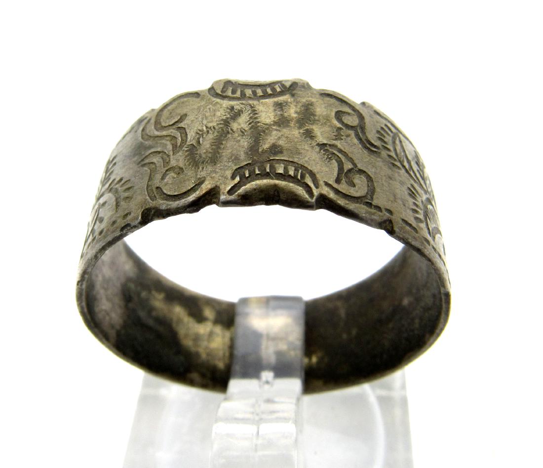 Tudor Wedding Band Ring: Material: Silver-alloy Dimensions: 19mm (id) ; 3.6grams Provenance/Additional Information: From an old British collection, property of a London collector, acquired on British and European art market b