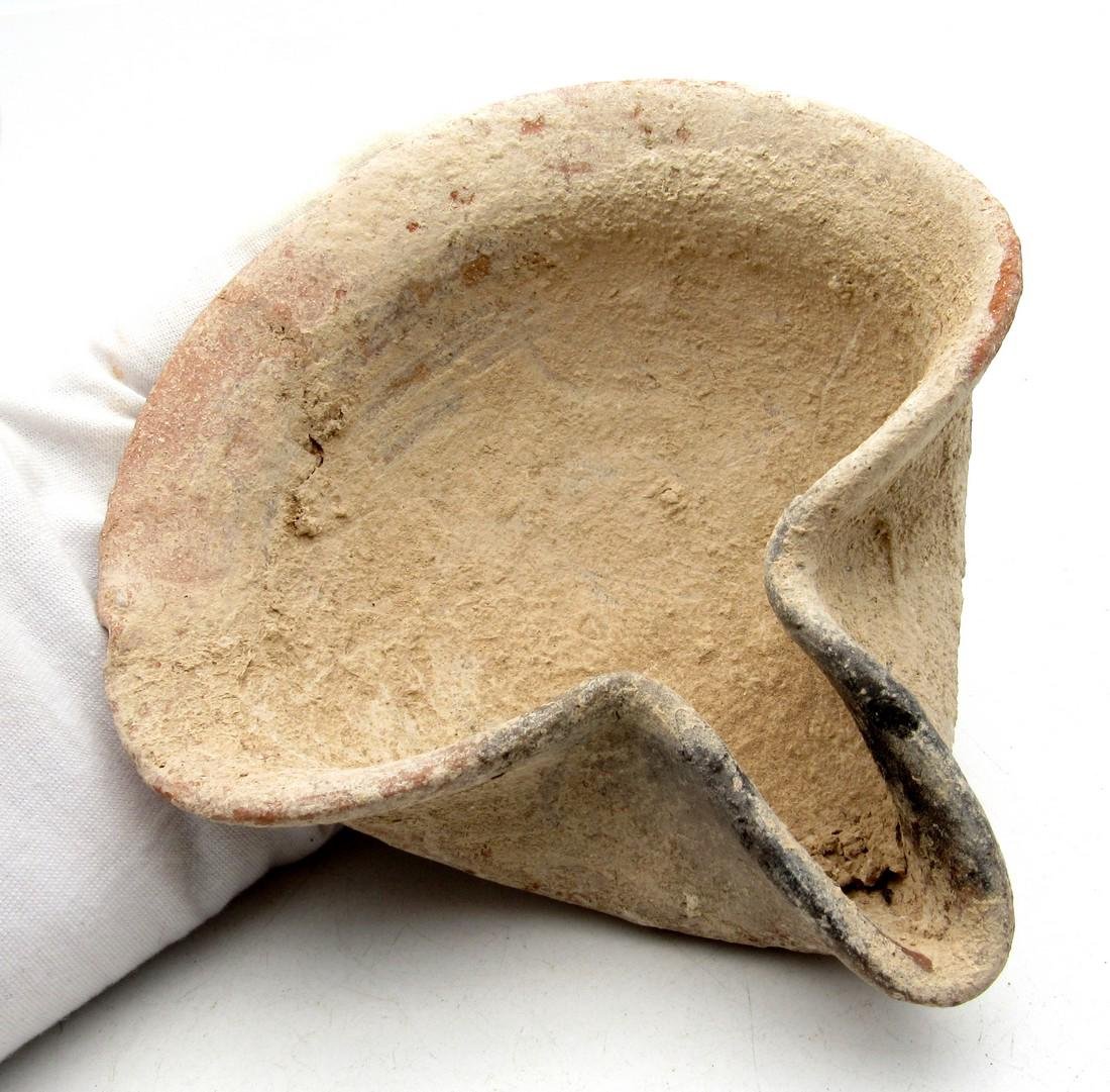 Roman "Shell" Shaped Oil Lamp (1 of 3)