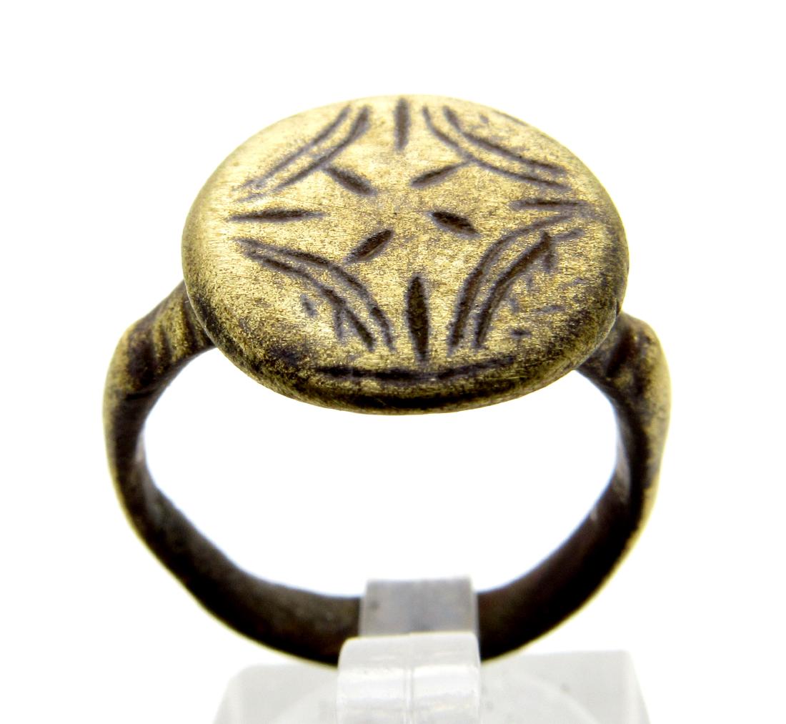Knight's Templar era Ring with Star of Bethelehem (1 of 4)